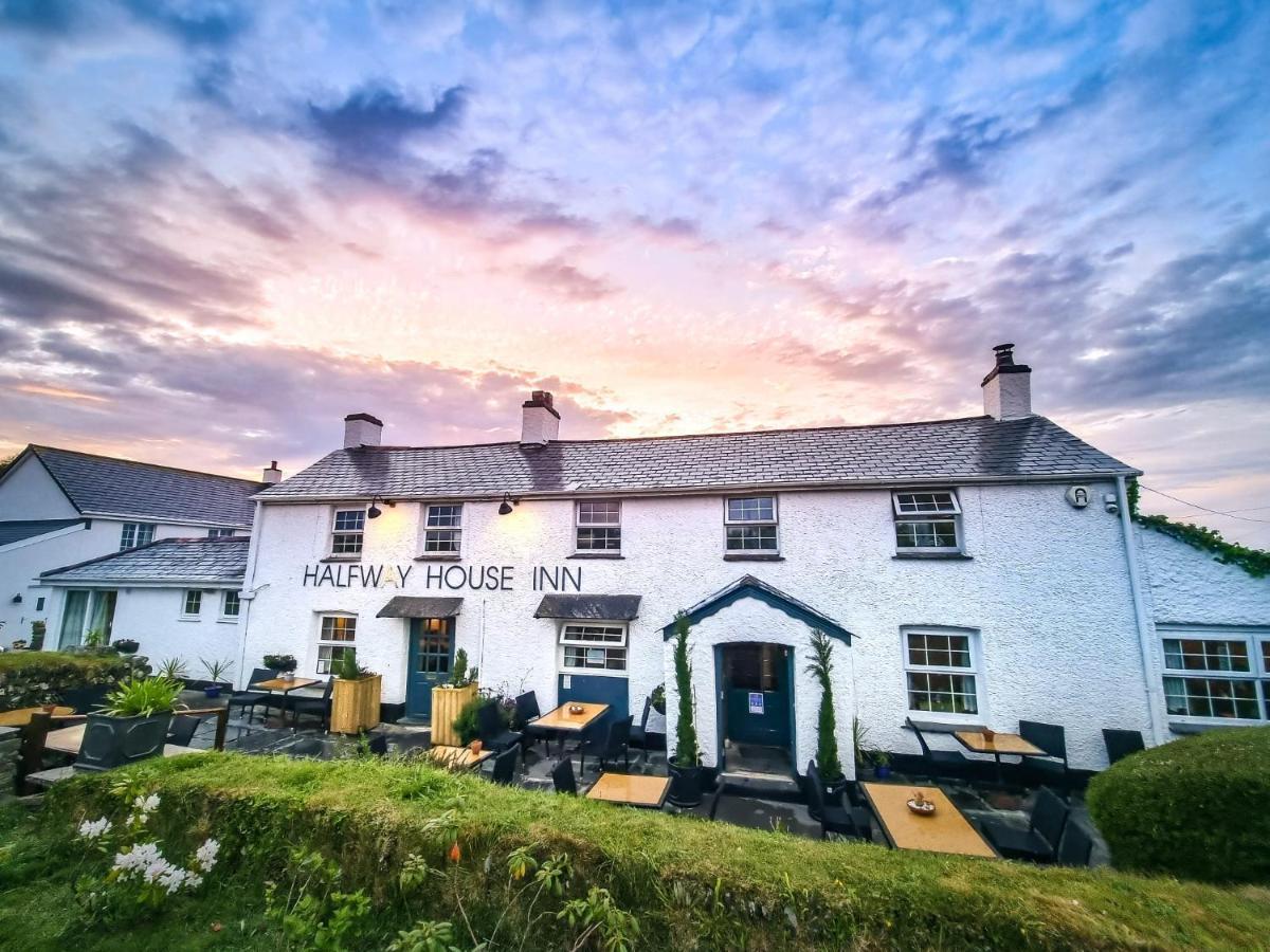 Halfway House Inn ウェイドブリッジ エクステリア 写真